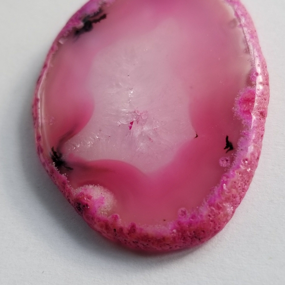 Relisted -pink Geode slice pendant agate stone dyed gold - Picture 7 of 9